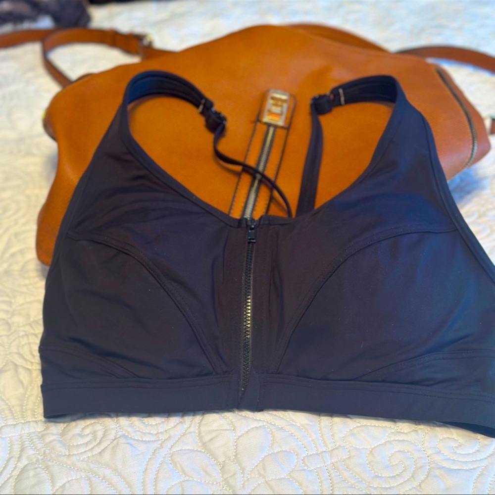 Coco reef sporty black zip up bikini top size 34d